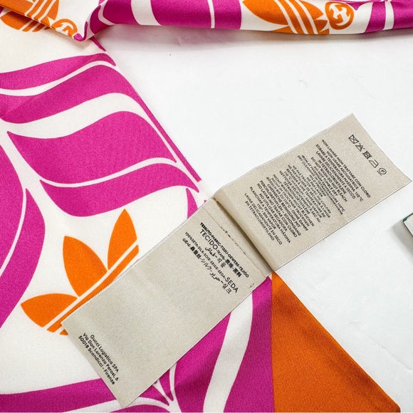 Gucci X Adidas Colorful Neck Bow Scarf 🔥🔥🔥😳😳👀 - Picture 7 of 10